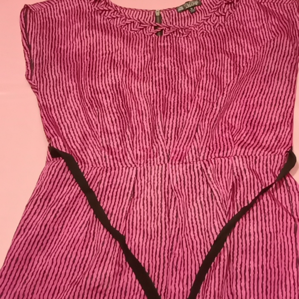 Beautiful 👗 DRESS - Picture 5 of 12